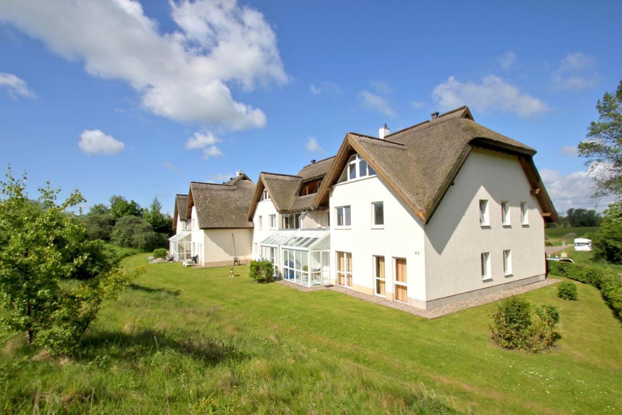 Strandnah Mit Balkon, Gratis Nutzung Vom Ahoi Erlebnisbad Und Sauna In Sellin - Strandhaus Moenchgut Fewo21 洛布 外观 照片