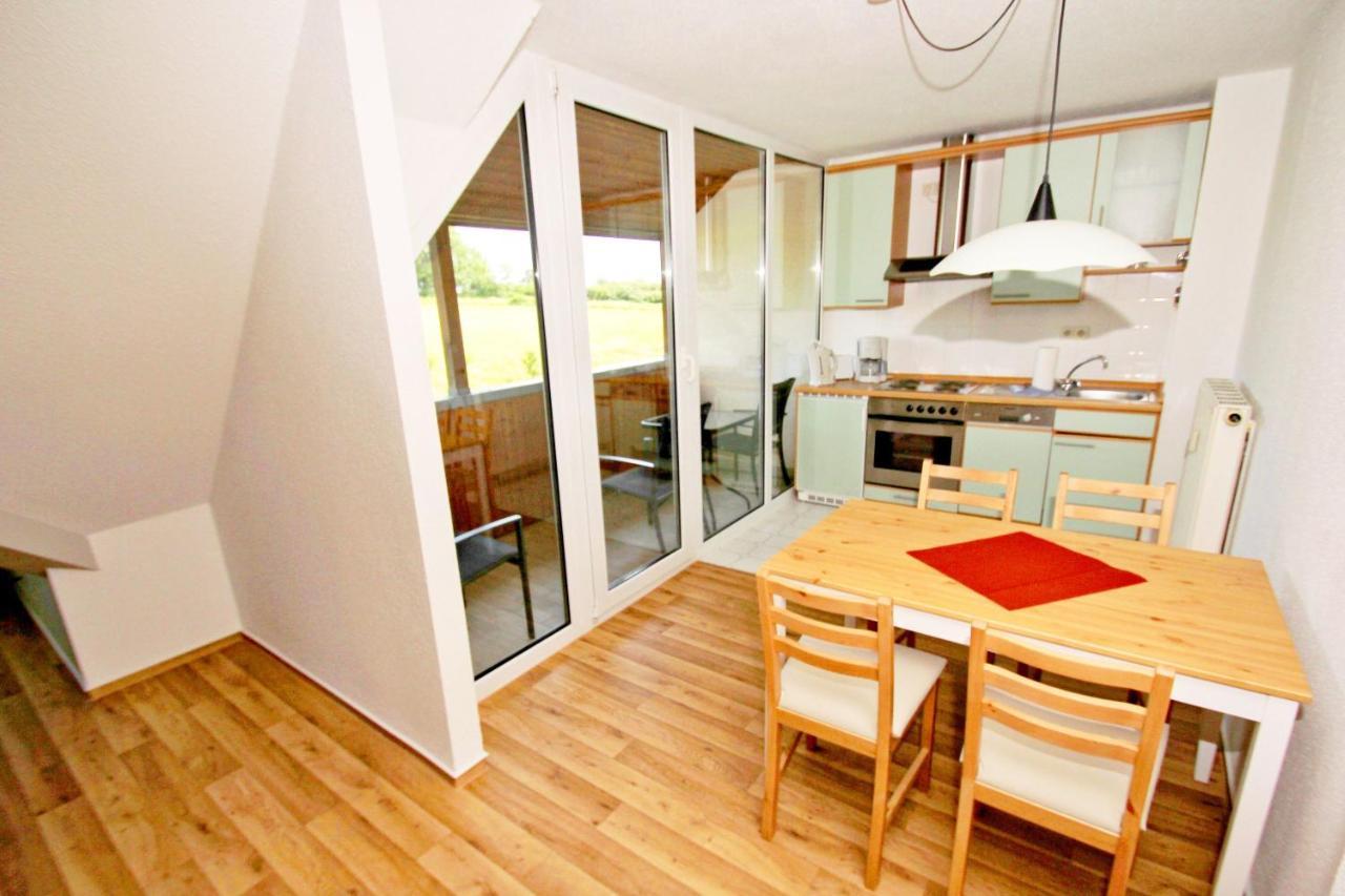 Strandnah Mit Balkon, Gratis Nutzung Vom Ahoi Erlebnisbad Und Sauna In Sellin - Strandhaus Moenchgut Fewo21 洛布 外观 照片