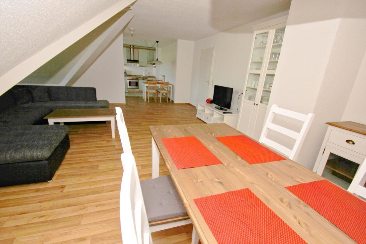 Strandnah Mit Balkon, Gratis Nutzung Vom Ahoi Erlebnisbad Und Sauna In Sellin - Strandhaus Moenchgut Fewo21 洛布 外观 照片