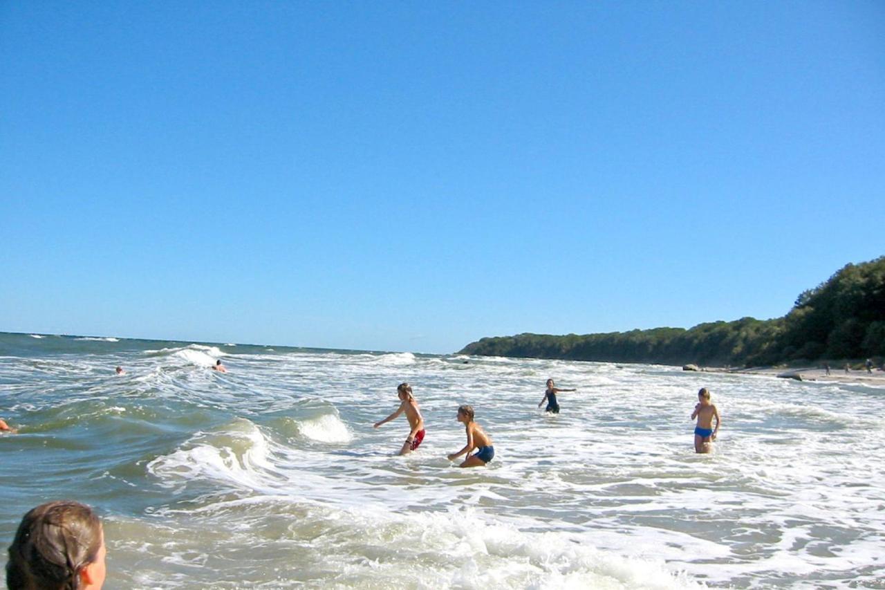 Strandnah Mit Balkon, Gratis Nutzung Vom Ahoi Erlebnisbad Und Sauna In Sellin - Strandhaus Moenchgut Fewo21 洛布 外观 照片