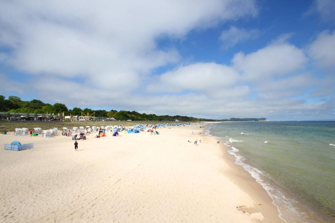 Strandnah Mit Balkon, Gratis Nutzung Vom Ahoi Erlebnisbad Und Sauna In Sellin - Strandhaus Moenchgut Fewo21 洛布 外观 照片